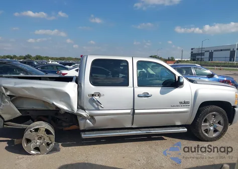 2010 Chevrolet Silverado 1500 Lt z USA, uszkodzony, nr VIN 3GCRCSE00AG136340